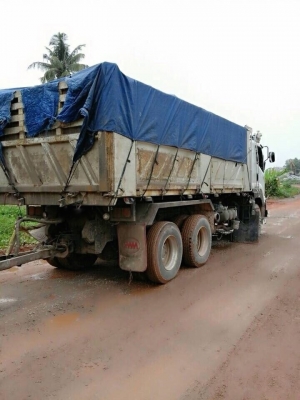 รถอีซูซุ 10 ล้อดั้ม FXZ 360 แรงม้า. ปี 54.  ( ขายเฉพาะ ตัวแม่. )    สนใจติดต่อ  081 - 6079515