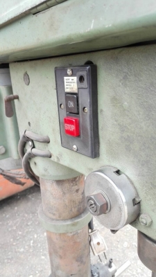 ===== Sold Out!! ===== สว่านแท่น KING ขนาดกลาง สภาพนางฟ้า มอเตอร์ 1/2 HP. 220V. ไฟบ้าน แน่นทุกจุด 089-2499-123 นครปฐม