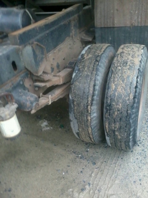 ขายรถ6ล้อดั้มพ์ HINO FC4JEPA เครื่อง. 150แรงม้า ปี48 สนใจโทร. 081-970-1072