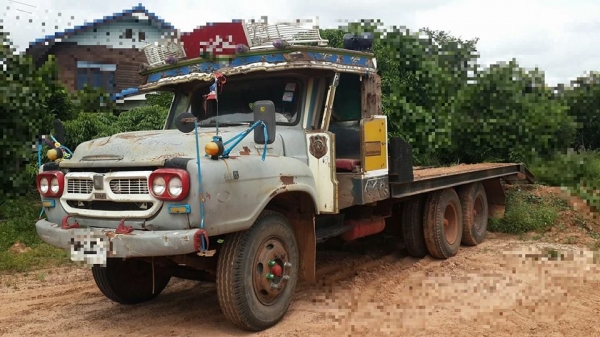 ขาย10ล้อ2เพลา เกียร์สโลว์กลาง หางท้ายเป็ดลาก200 hino eh700 170แรง แชชซีสวย เครื่องดี เพาเวอร์ สภาพพร้อมใช้งาน เอกสารพร้อมชุดโอน