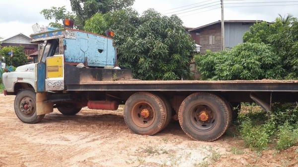 ขาย10ล้อ2เพลา เกียร์สโลว์กลาง หางท้ายเป็ดลาก200 hino eh700 170แรง แชชซีสวย เครื่องดี เพาเวอร์ สภาพพร้อมใช้งาน เอกสารพร้อมชุดโอน