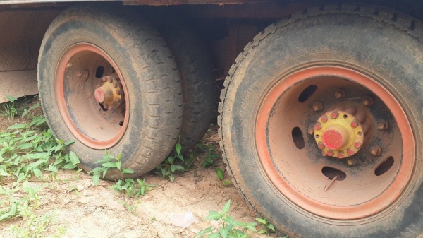 ขาย10ล้อ2เพลา เกียร์สโลว์กลาง หางท้ายเป็ดลาก200 hino eh700 170แรง แชชซีสวย เครื่องดี เพาเวอร์ สภาพพร้อมใช้งาน เอกสารพร้อมชุดโอน