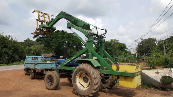 ขายรถไถ FORD 5000 T3 ติดคีบอวยชัยแทรคเตอร์ เอกสารเล่มทะเบียนครบ รถพร้อมใช้เครื่องดี ราคาต่อรองได้ครับ ขายรถไถ FORD 5000 T3 ติดคีบอวยชัยแทรคเตอร์ เอกสารเล่มทะเบียนครบ รถพร้อมใช้เครื่องดี ราคาต่อรองได้ครับ