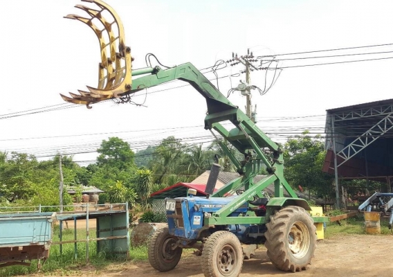 ขายรถไถ FORD 5000 T3 ติดคีบอวยชัยแทรคเตอร์ เอกสารเล่มทะเบียนครบ รถพร้อมใช้เครื่องดี ราคาต่อรองได้ครับ ขายรถไถ FORD 5000 T3 ติดคีบอวยชัยแทรคเตอร์ เอกสารเล่มทะเบียนครบ รถพร้อมใช้เครื่องดี ราคาต่อรองได้ครับ