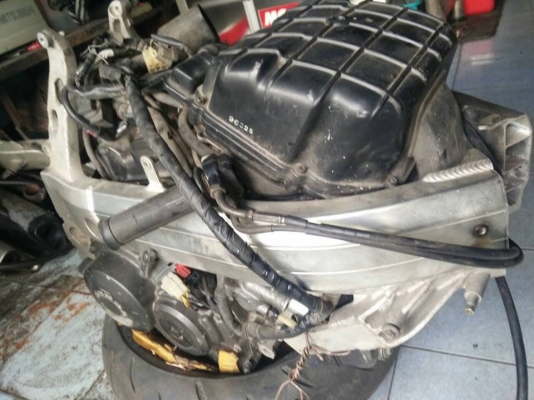 เครื่อง VFR 400(NC30) จาก ญี่ปุ่น สภาพดี มีอินวอยล์ เครื่อง VFR 400(NC30) จาก ญี่ปุ่น สภาพดี มีอินวอยล์