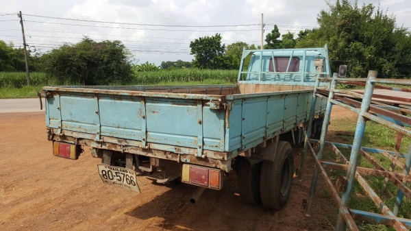 ขาย 6 ล้อ ISUZU NKR เครื่อง 4BE1 110 แรงม้า คัสซีสวย ทะเบียนพร้อม ราคาต่อรองได้ ขาย 6 ล้อ ISUZU NKR เครื่อง 4BE1 110 แรงม้า คัสซีสวย ทะเบียนพร้อม ราคาต่อรองได้