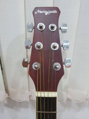 กีต้าร์โปร่งหลังเต่าไฟฟ้า Martin Smith R-202 ตัวใหญ่ ลายเสือ EQ ถ่าน 4 ช่อง ของใหม่