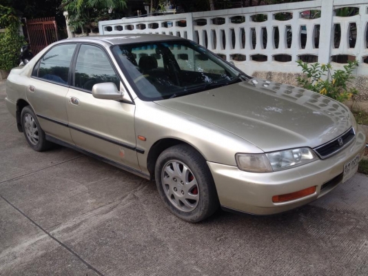 HONDA ACCORD ไฟท้าย2ก้อนปี96 เครื่องดีมาก HONDA ACCORD ไฟท้าย2ก้อนปี96 เครื่องดีมาก
