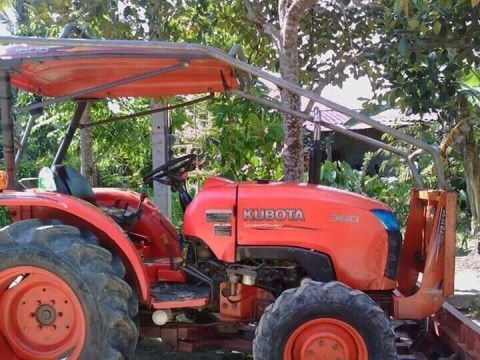 KUBOTA  L3608