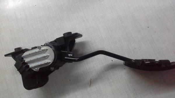 ขาคันเร่งไฟฟ้ามิตชูไททั้นถอดรับประกันครับ