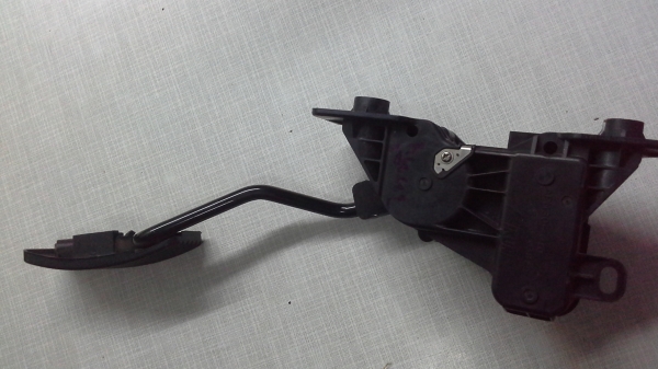 ขาคันเร่งไฟฟ้ามิตชูไททั้นถอดรับประกันครับ