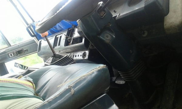 ขายรถบรรทุก 10 รั้วคอกเหล็ก ISUZU ROCKY 175 แรงม้า ราคา 550000