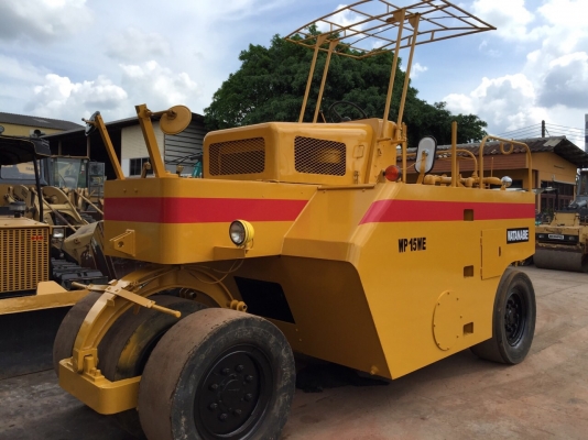 ขายด่วนรถบดล้อยาง7ล้อWATANABE WP15WE พร้อมใช้งาน