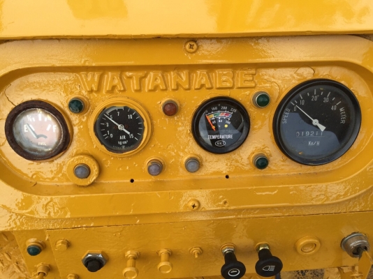 ขายด่วนรถบดล้อยาง7ล้อWATANABE WP15WE พร้อมใช้งาน