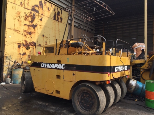 ขายด่วนรถบดล้อยาง7ล้อWATANABE WP15WE พร้อมใช้งาน