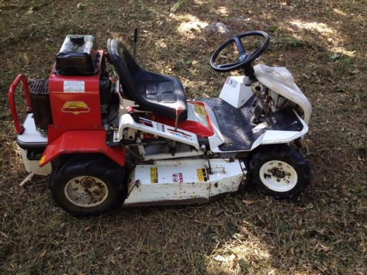 ขายรถตัดหญ้านั่งขับ. OREC ขายรถตัดหญ้านั่งขับ. OREC