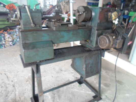 แท่นกลึงเล็ก 3 ฟุต เกียร์บล็อก สภาพสวยๆๆๆ 33,000