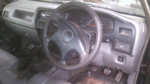 ISUZU ดรากอนอาย 2.5 ปี44 มาลัยธรรมดา ภาษี58