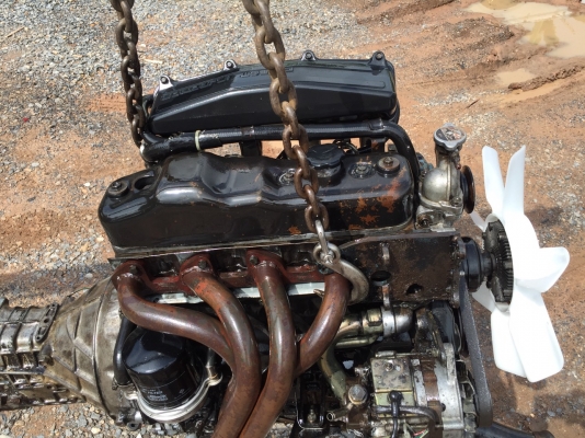 ขายเครื่องมังกรดำ  ISUZU 4-JA1 พร้อมเกียร์