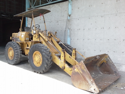 รถตัก CATERPILLAR 910  80U