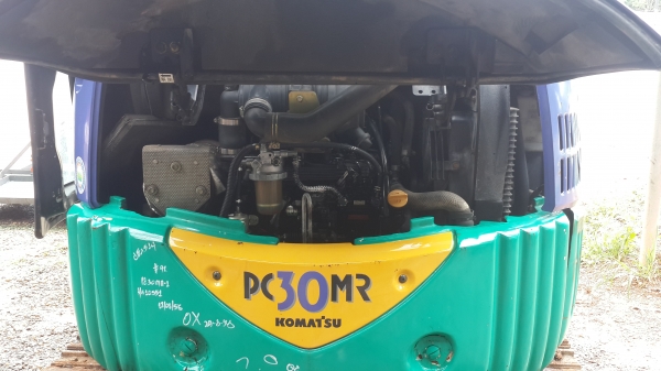 ขายด่วน KOMATSU pc30  MR-1 มีเก๋ง แทร็คเหล็ก มีไลน์หัวกระแทก รถนำเข้าญี่ปุ่นแท้ๆ ไม่เคยใช้งานในไทย
