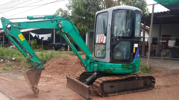 ขายด่วน KOMATSU pc30  MR-1 มีเก๋ง แทร็คเหล็ก มีไลน์หัวกระแทก รถนำเข้าญี่ปุ่นแท้ๆ ไม่เคยใช้งานในไทย