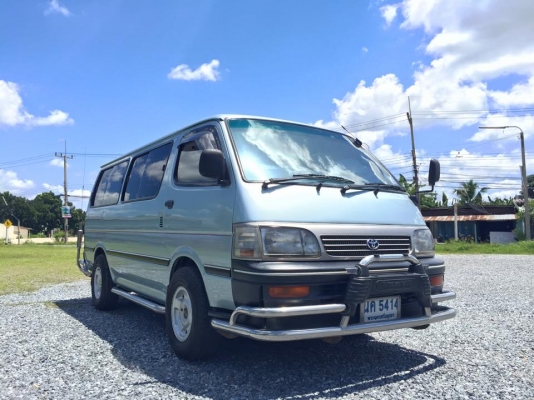 ขาย รถตู้ HIACE  เครื่อง 2500 cc ปี 1994 ปลายปี  เครื่องดี รถบางๆ  ไม่เคยชน  ภายในสวย พวงมาลัยเพาเวอร์