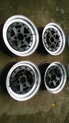 ล้อสองชิ้น13*6 4/110 ราคา8500 บาท โทร096-2085202 ครับ