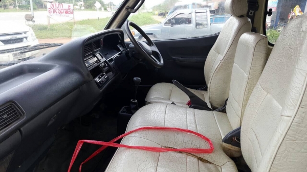 ขายรถตู้ TOYOTA ปี 35 เครื่องดี เบาะครบ แอร์เย็น ทะเบียนพร้อม ขายรถตู้ TOYOTA ปี 35 เครื่องดี เบาะครบ แอร์เย็น ทะเบียนพร้อม