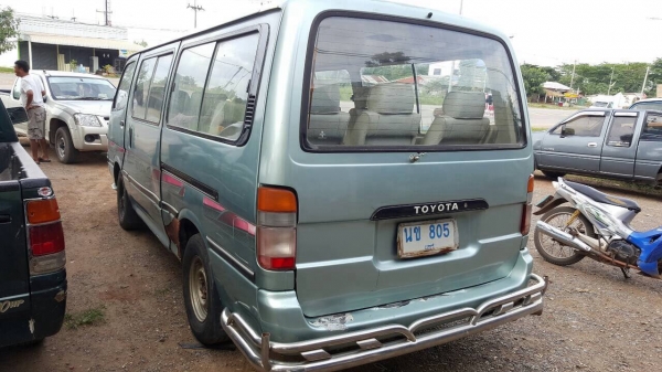 ขายรถตู้ TOYOTA ปี 35 เครื่องดี เบาะครบ แอร์เย็น ทะเบียนพร้อม ขายรถตู้ TOYOTA ปี 35 เครื่องดี เบาะครบ แอร์เย็น ทะเบียนพร้อม