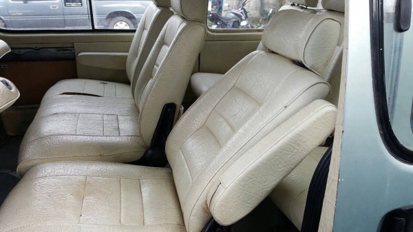 ขายรถตู้ TOYOTA ปี 35 เครื่องดี เบาะครบ แอร์เย็น ทะเบียนพร้อม ขายรถตู้ TOYOTA ปี 35 เครื่องดี เบาะครบ แอร์เย็น ทะเบียนพร้อม