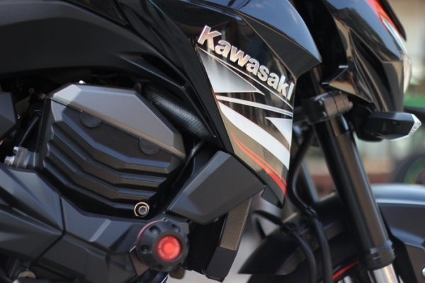 Z800 2014 รถกริฟ ท่อleovine วิ่ง3000