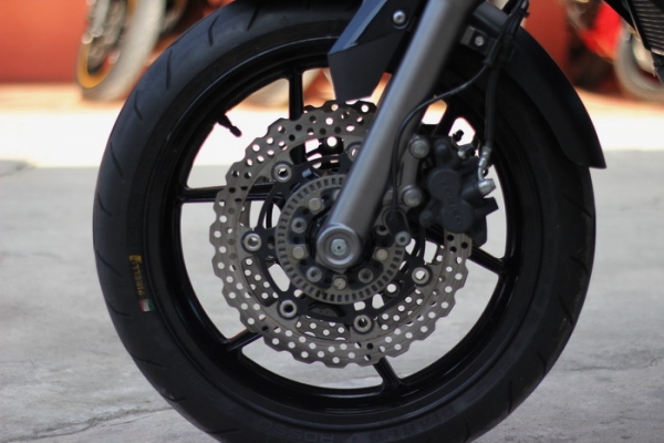 (ดาวน์ 45,000.-) Er6n 2013 รถสวย (ดาวน์ 45,000.-) Er6n 2013 รถสวย