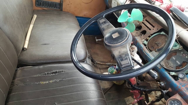 ขายรถบรรทุก 4 ล้อ ISUZU เครื่อง 4BA1 85 แรงม้า คัสซีสวยตลอดเส้น ทะเบียนพร้อมโอนครับ