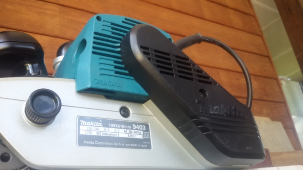 ขายเครื่องขัดกระดาษทราย MAKITA 9403 Made in Japan ของแท้สภาพนางฟ้าครับ