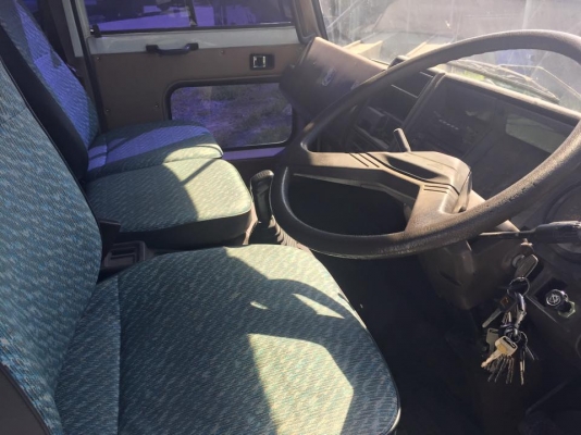 ขายHINO  6 ล้อใหญ่  HINO FF177   เครื่อง EH500   160 แรง ยาว 7.20 ม. พวงมาลัยเพาเวอร์