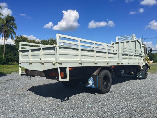 ขายHINO  6 ล้อใหญ่  HINO FF177   เครื่อง EH500   160 แรง ยาว 7.20 ม. พวงมาลัยเพาเวอร์