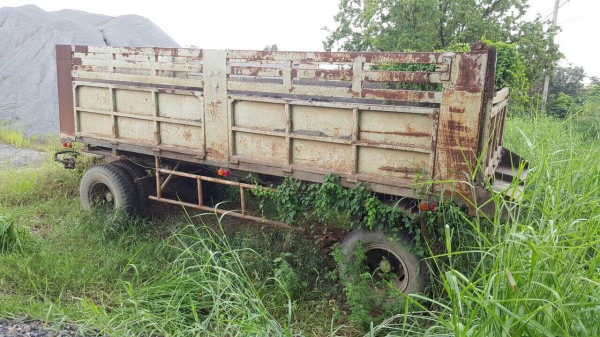 ขายลูกพ่วง 2 คานดั้ม สภาพพร้อมใช้ เอกสารทะเบียนครบ ราคาคุยกันได้ครับ