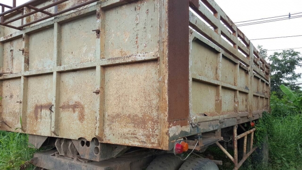 ขายลูกพ่วง 2 คานดั้ม สภาพพร้อมใช้ เอกสารทะเบียนครบ ราคาคุยกันได้ครับ