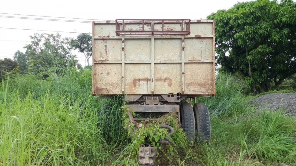 ขายลูกพ่วง 2 คานดั้ม สภาพพร้อมใช้ เอกสารทะเบียนครบ ราคาคุยกันได้ครับ