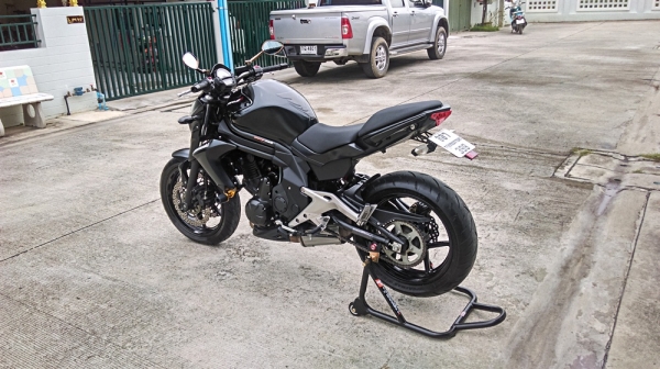ขาย kawasaki er6n ปี2013 สภาพหล่อใหม่ พร้อมใช้
