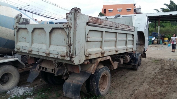 ขายด่วนรถ6ล้อดั้มFC2Wเครือง120แรงปี37รถสวยพร้อมใช้งาน