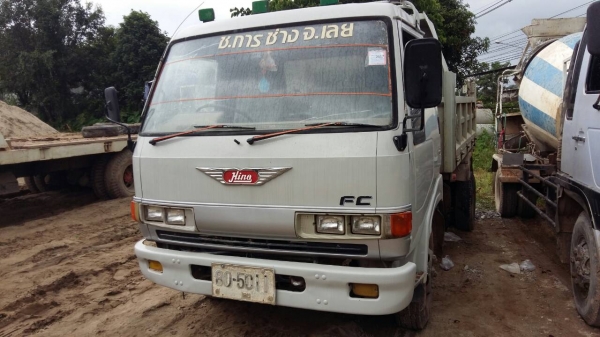 ขายด่วนรถ6ล้อดั้มFC2Wเครือง120แรงปี37รถสวยพร้อมใช้งาน