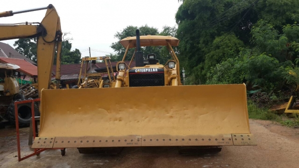 ขายแทรคเตอร์ CAT D5B ตีนเป็ด แน่นทั้งคัน พร้อมลุยทุกพื้นที่ O/H ทั้งคัน