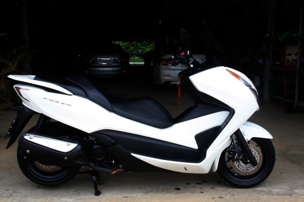 ขาย FORZA 300 ปี 2014 วิ่ง 5XXXแท้ รถใหม่มาก ทะเบียนพร้อมโอน 108000