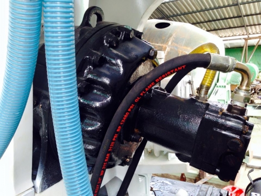 รับต่อโม่ปูน 4 คิว