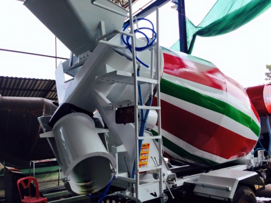 รับต่อโม่ปูน 4 คิว