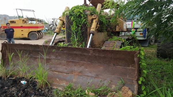 ขายรถแทรคเตอร์ CAT D5B เอกสารเล่มทะเบียน สภาพใช้งานได้ ราคาต่อรองได้ครับ ขายรถแทรคเตอร์ CAT D5B เอกสารเล่มทะเบียน สภาพใช้งานได้ ราคาต่อรองได้ครับ