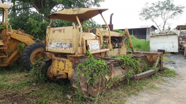 ขายรถแทรคเตอร์ CAT D5B เอกสารเล่มทะเบียน สภาพใช้งานได้ ราคาต่อรองได้ครับ ขายรถแทรคเตอร์ CAT D5B เอกสารเล่มทะเบียน สภาพใช้งานได้ ราคาต่อรองได้ครับ