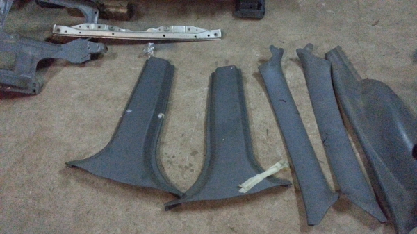 พลาสติกในรถโซลูน่ามุมส้ม พลาสติกในรถโซลูน่ามุมส้ม